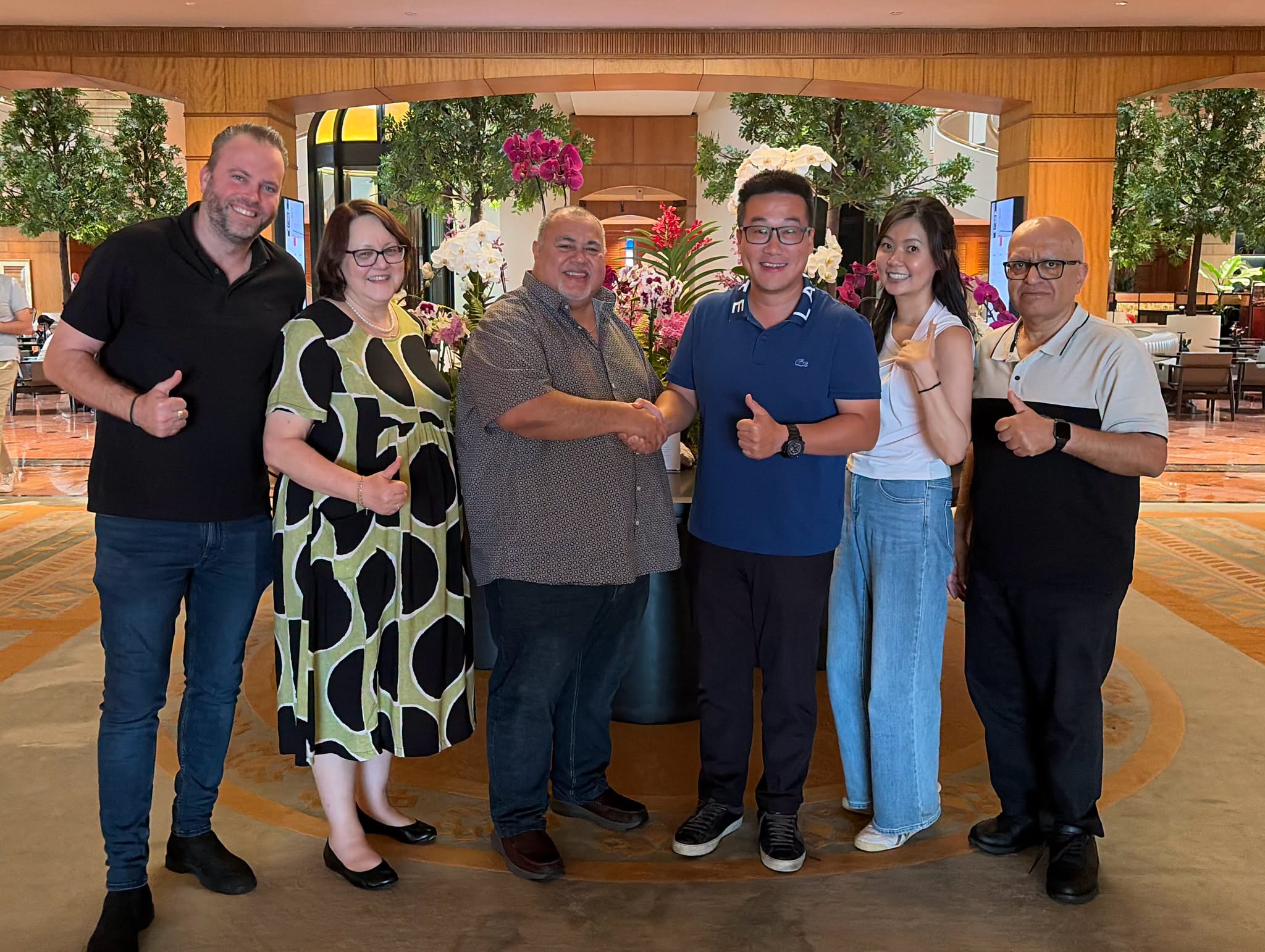 One Pacific Airways and Naoero Airlines explore opportunities to work together